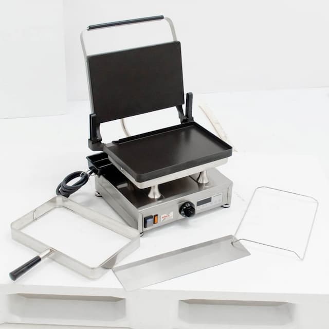 Гриль контактный Silex Т 10.10 АТ арт. УТ-00055471 (Без эксплуатации 1 шт)